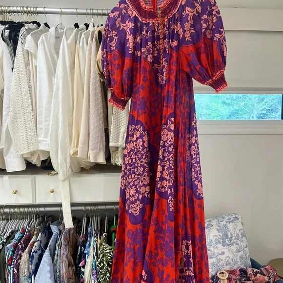 Elegant Purple and Red Floral Dress - Picture 2 of 8